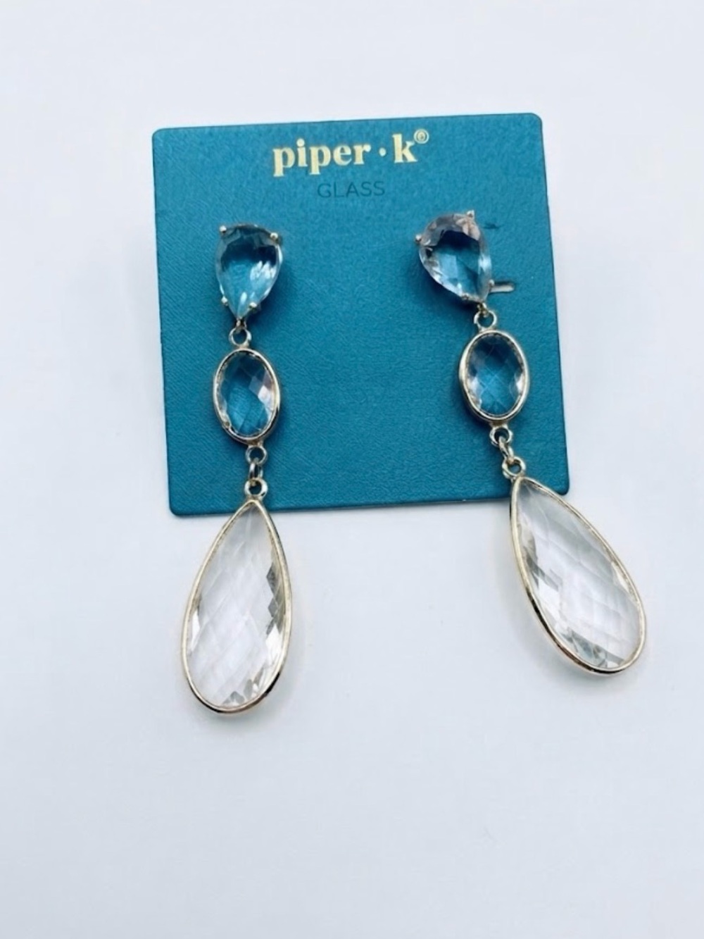NWT ⚜️💎⚜️ Piper K Glass Triple Drop Dangle Earrings